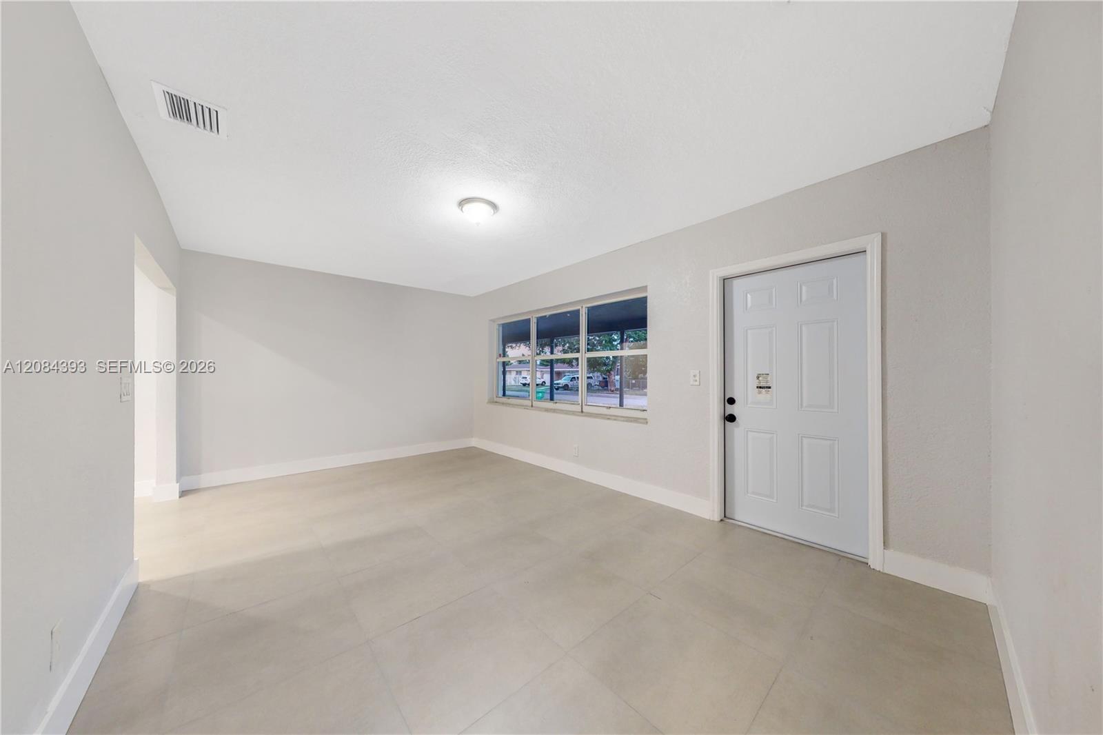 11702 NW 1st Ave # 11702 — Photo 4
