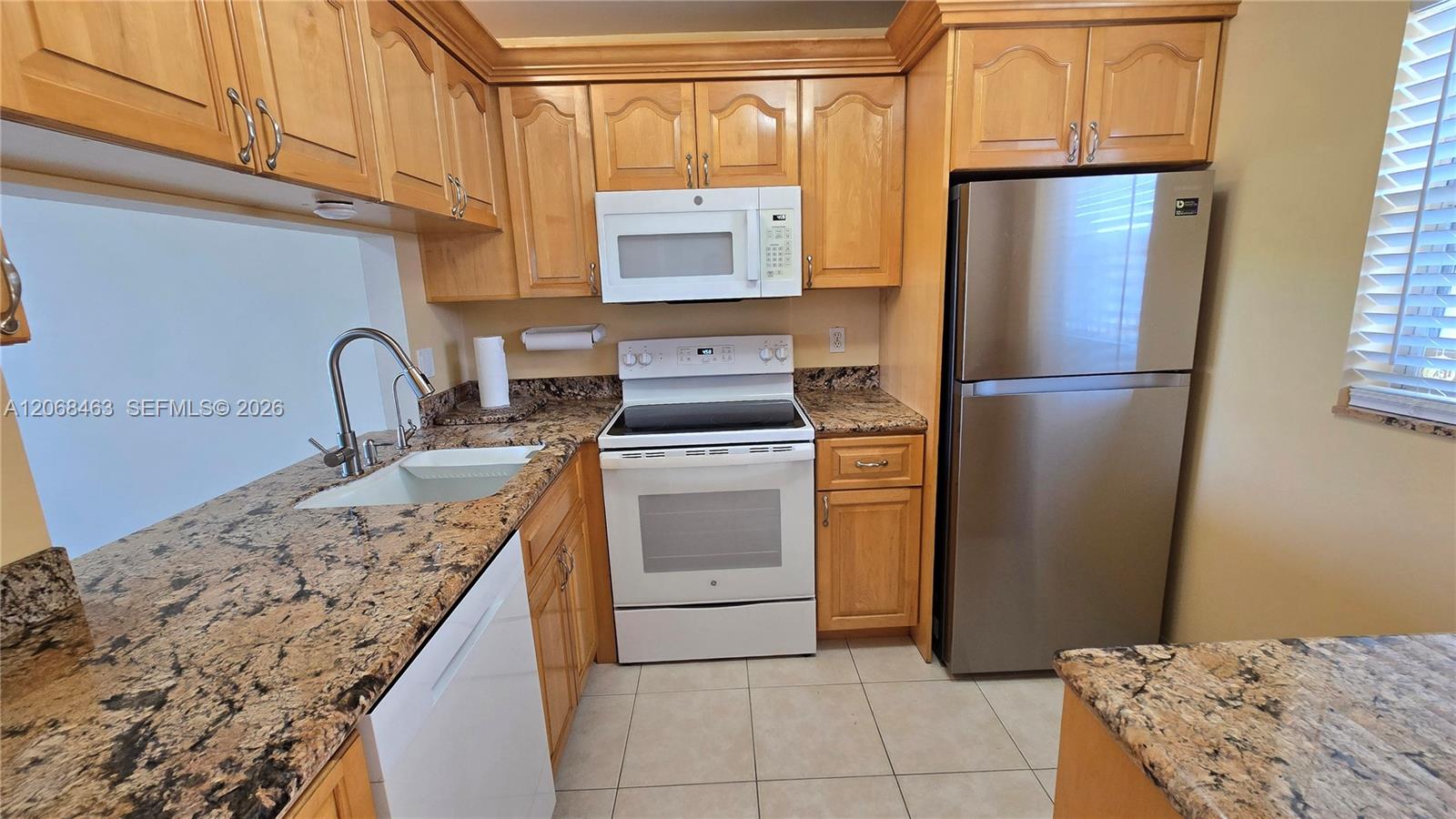 9230 Lagoon Pl # 310 — Photo 4