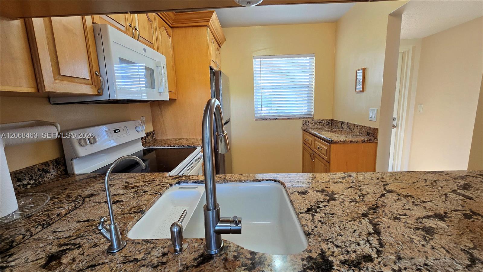 9230 Lagoon Pl # 310 — Photo 5