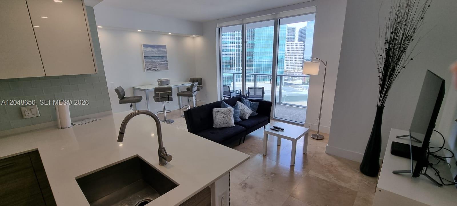 1300 Brickell Bay Dr # 1701, Miami FL 33131