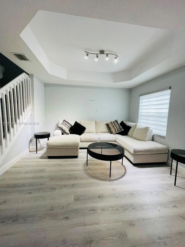 790 SW 107th Ave # 301 — Photo 3