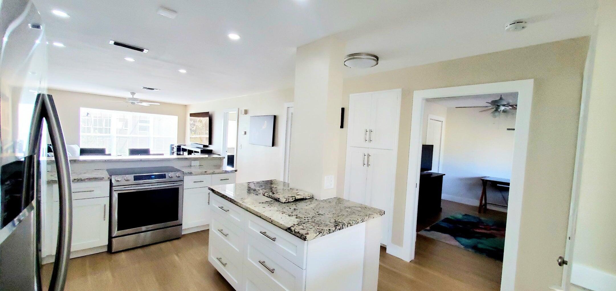 13916 Via Flora # F, Delray Beach FL 33484