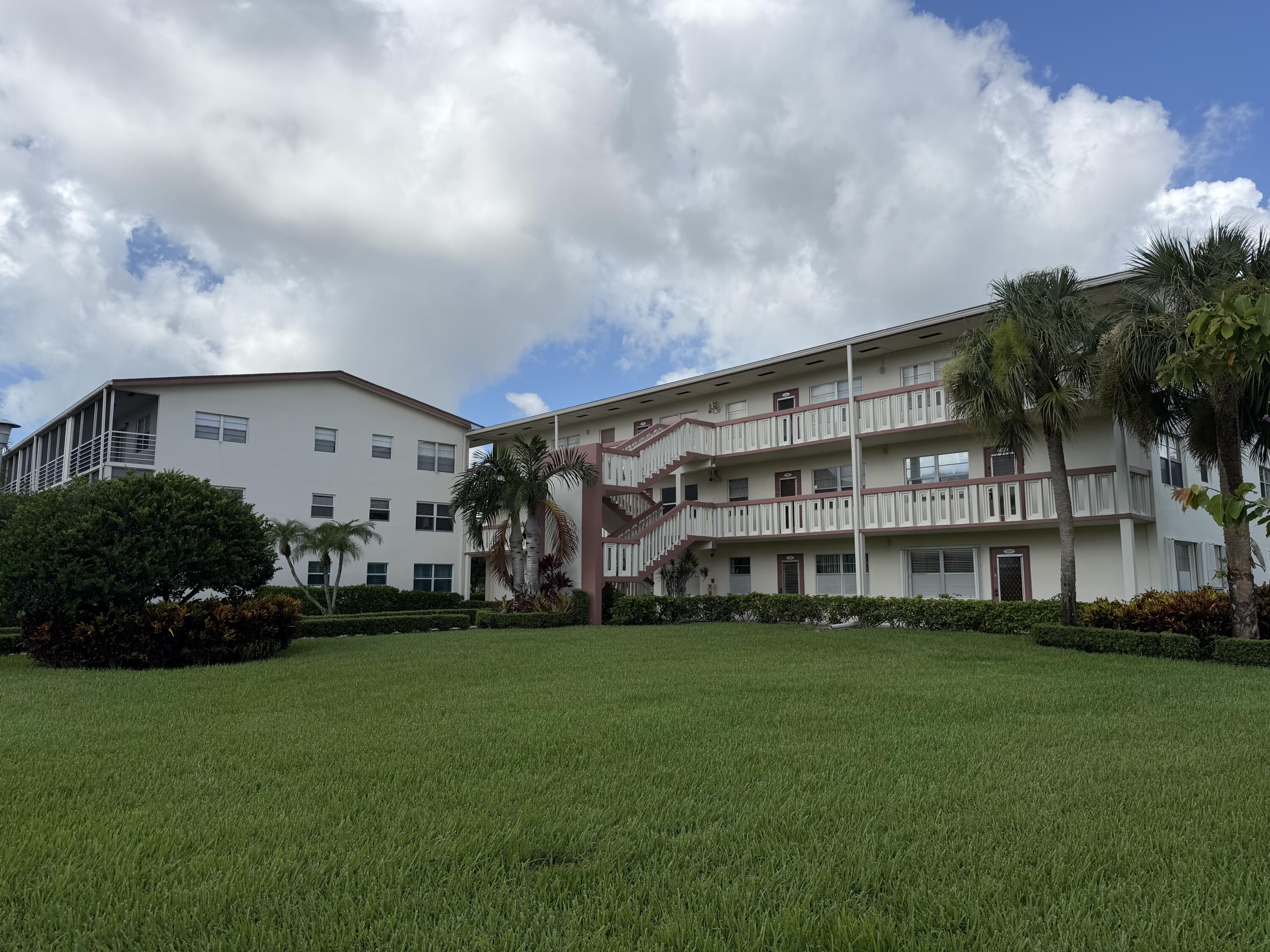 353 PRESTON I Drive, Boca Raton FL 33434