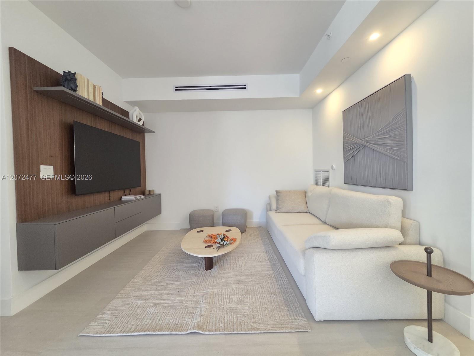 739 Crandon Blvd # 202 — Photo 4