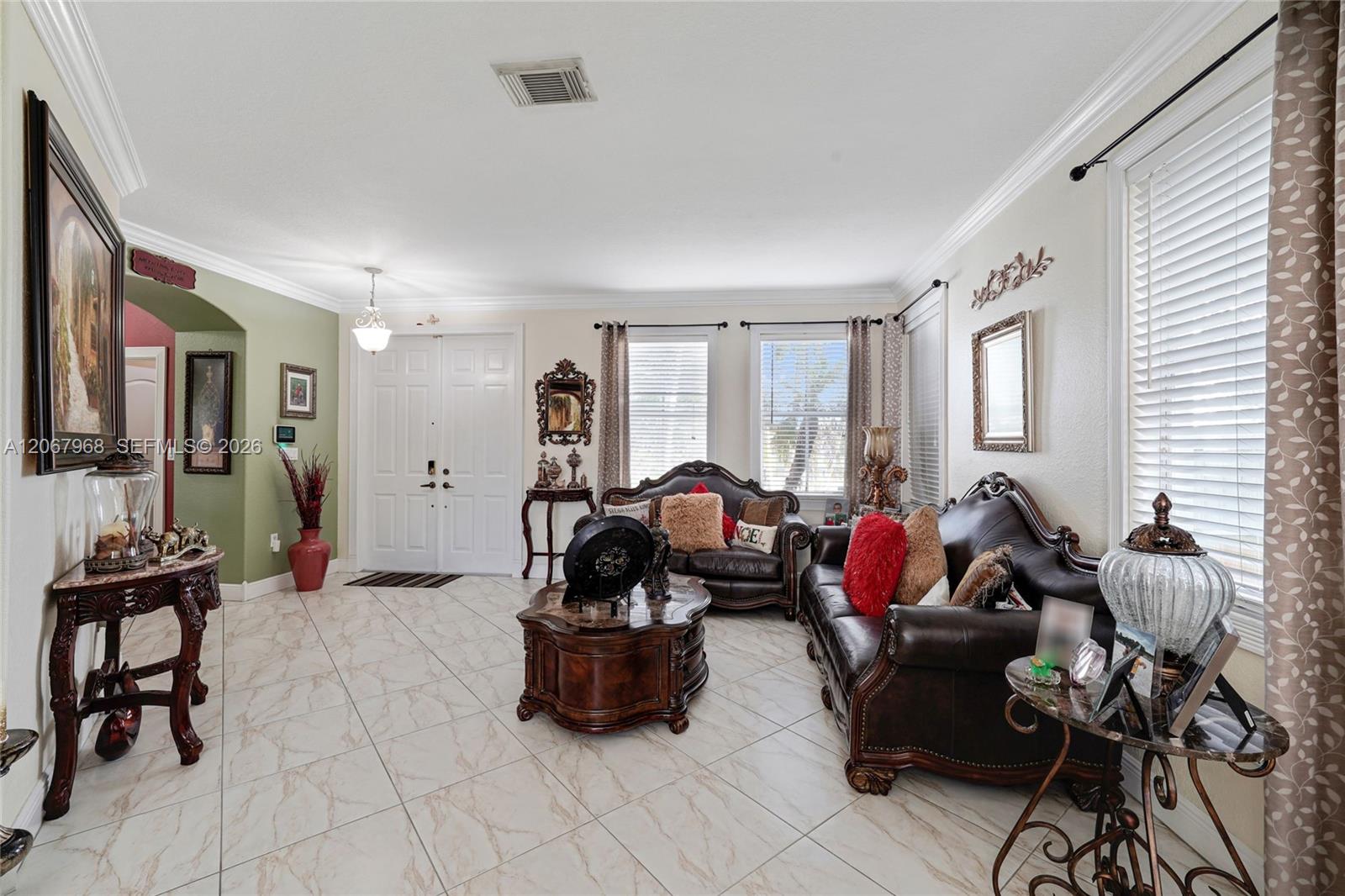 2250 SW 155th Ave — Photo 3