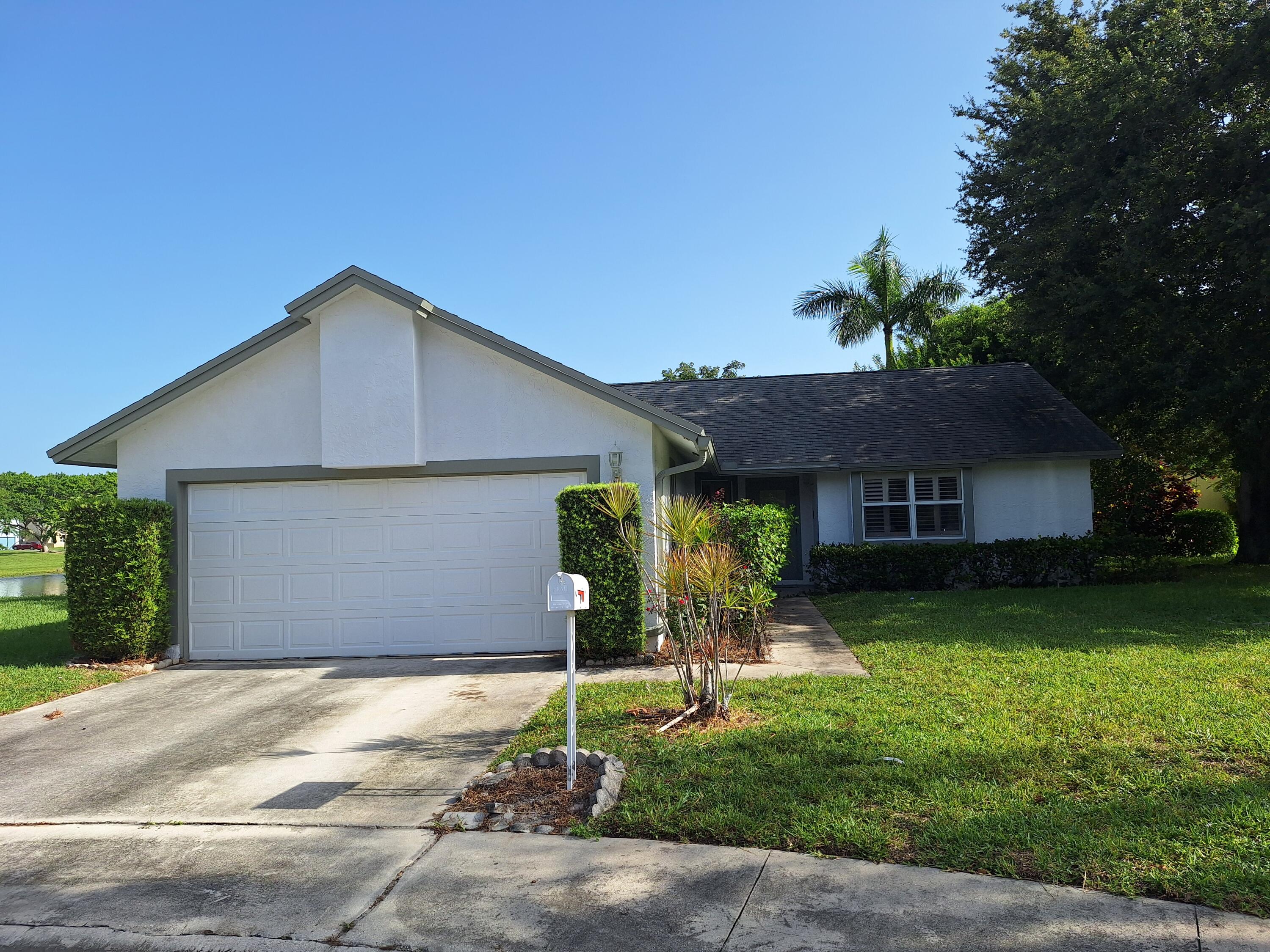 1747 Banyan Creek Court, Boynton Beach FL 33436