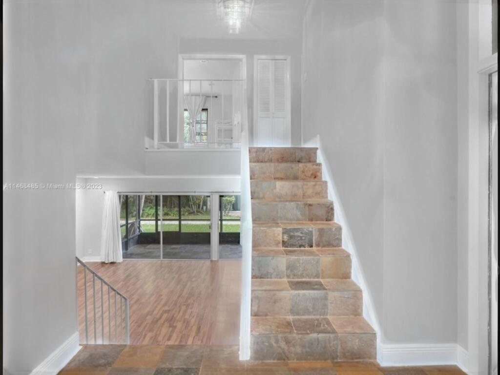 3400 Spring Bluff Place — Photo 4