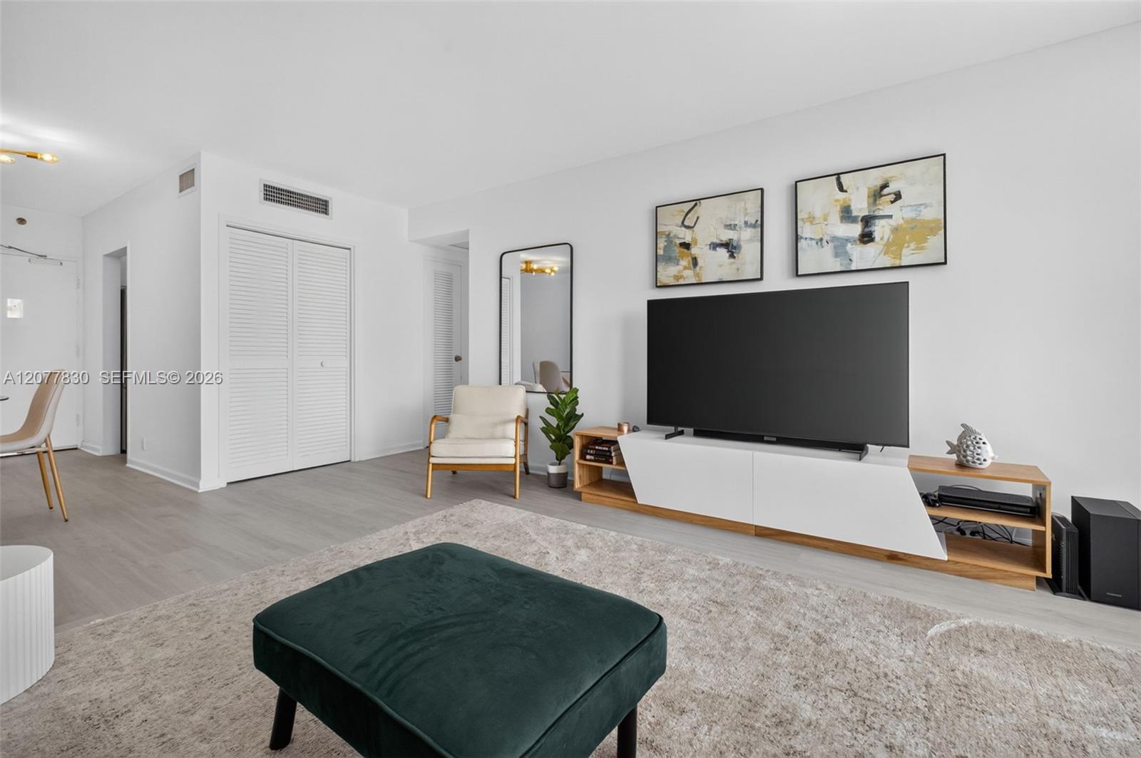 1000 West Ave # 509 — Photo 3