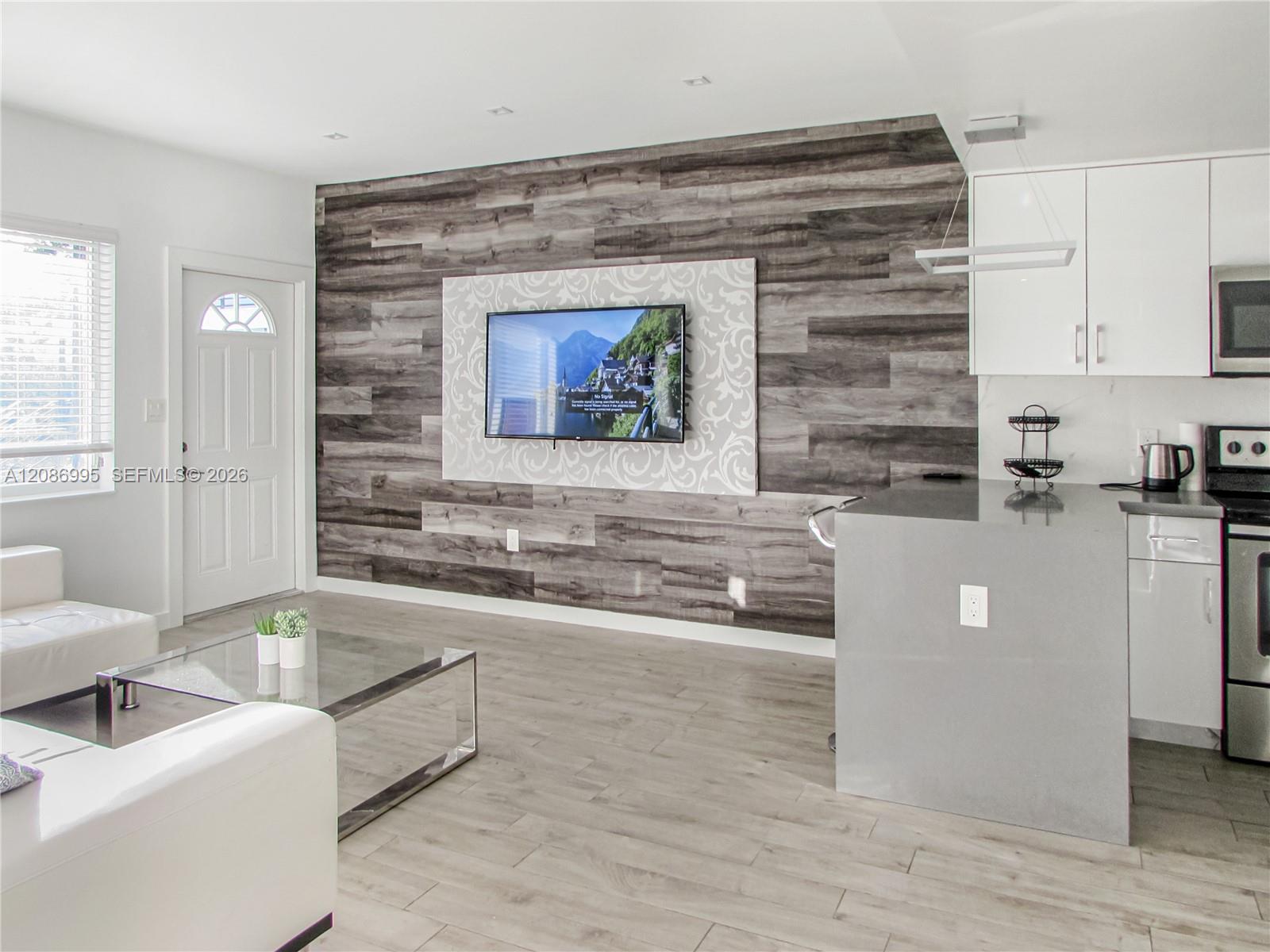 9220 Biscayne Blvd # 3 — Photo 2