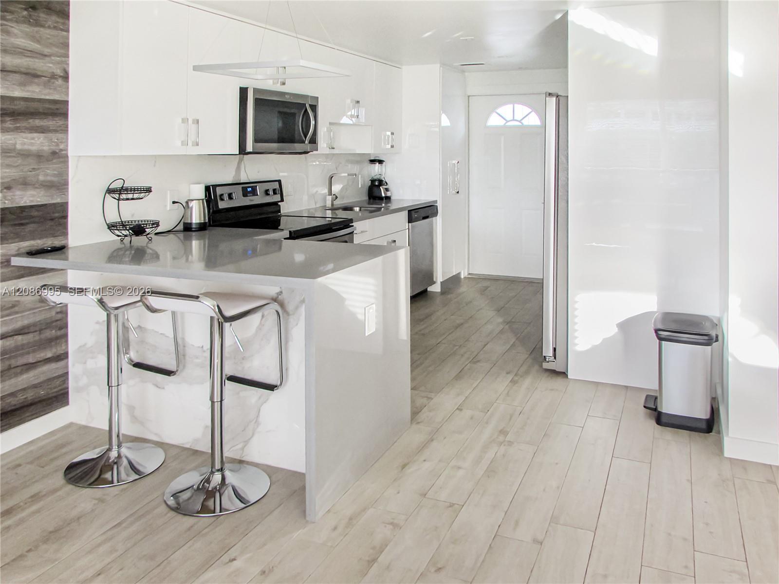 9220 Biscayne Blvd # 3 — Photo 4