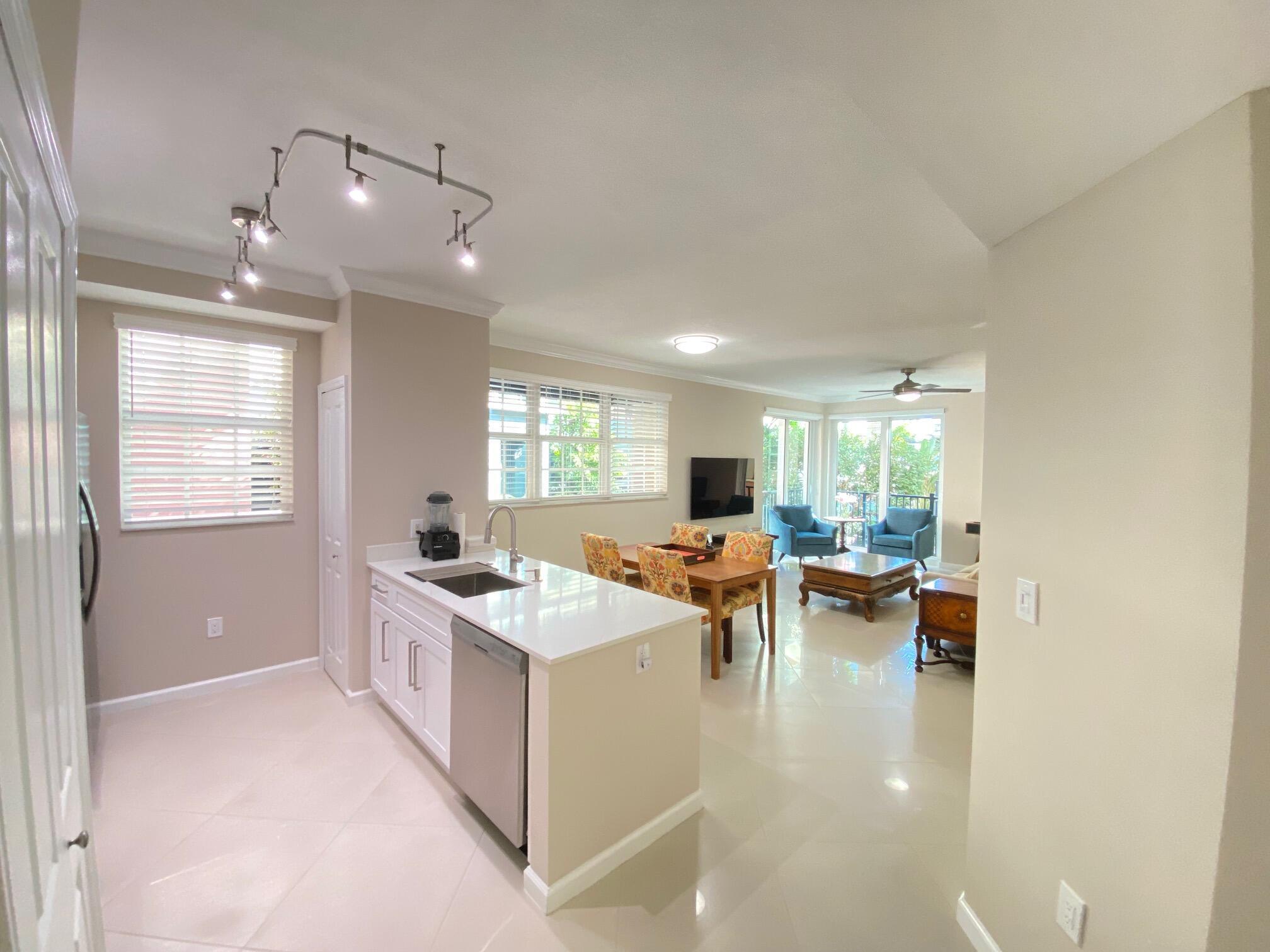 225 NE 1st Street # 202, Delray Beach FL 33444