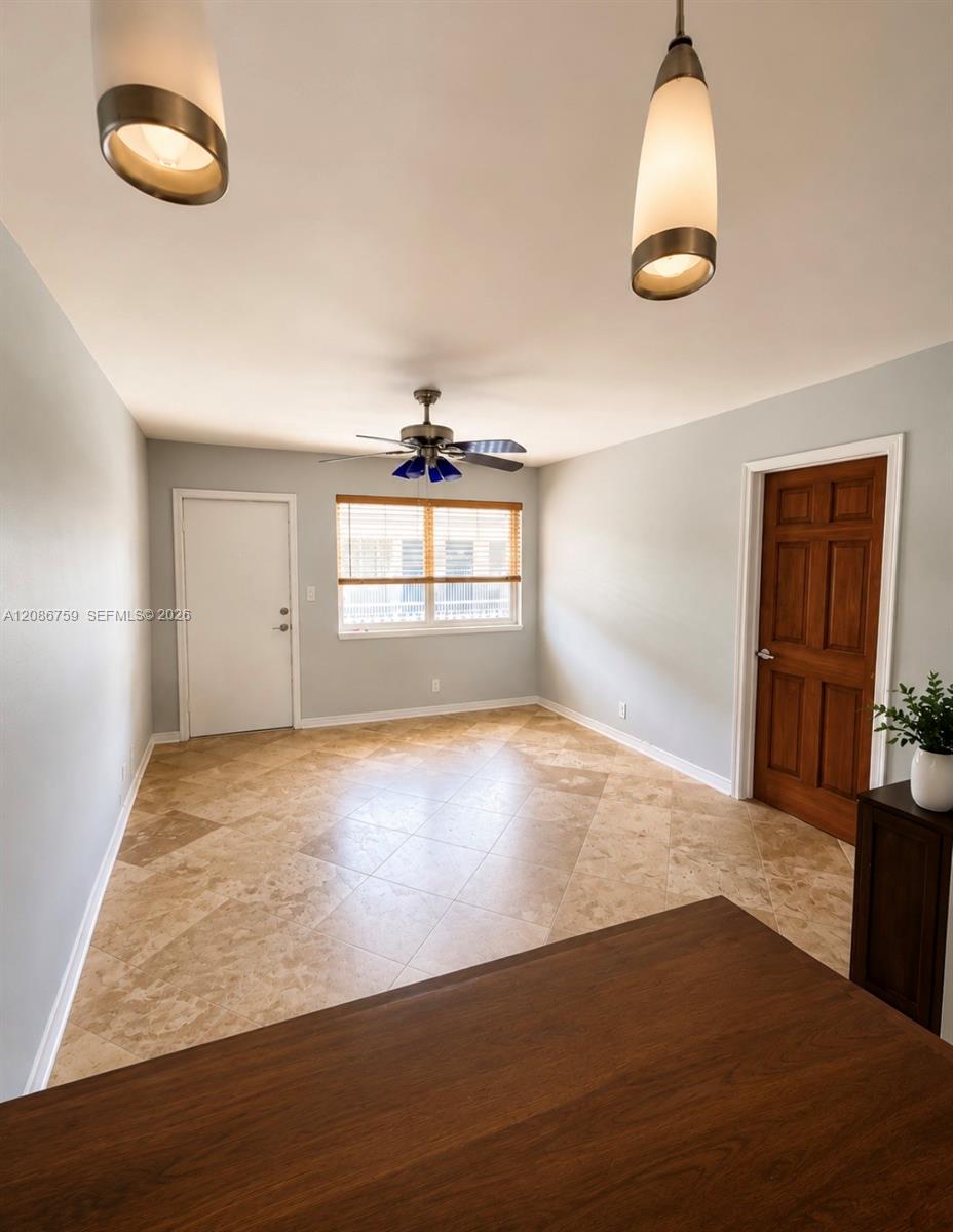 1000 SE 15th St # 205 — Photo 2