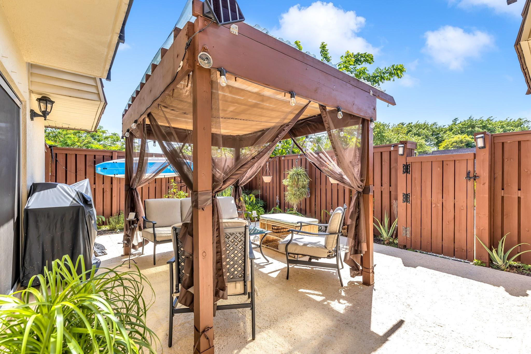 2776 SW 15th Street — Photo 4