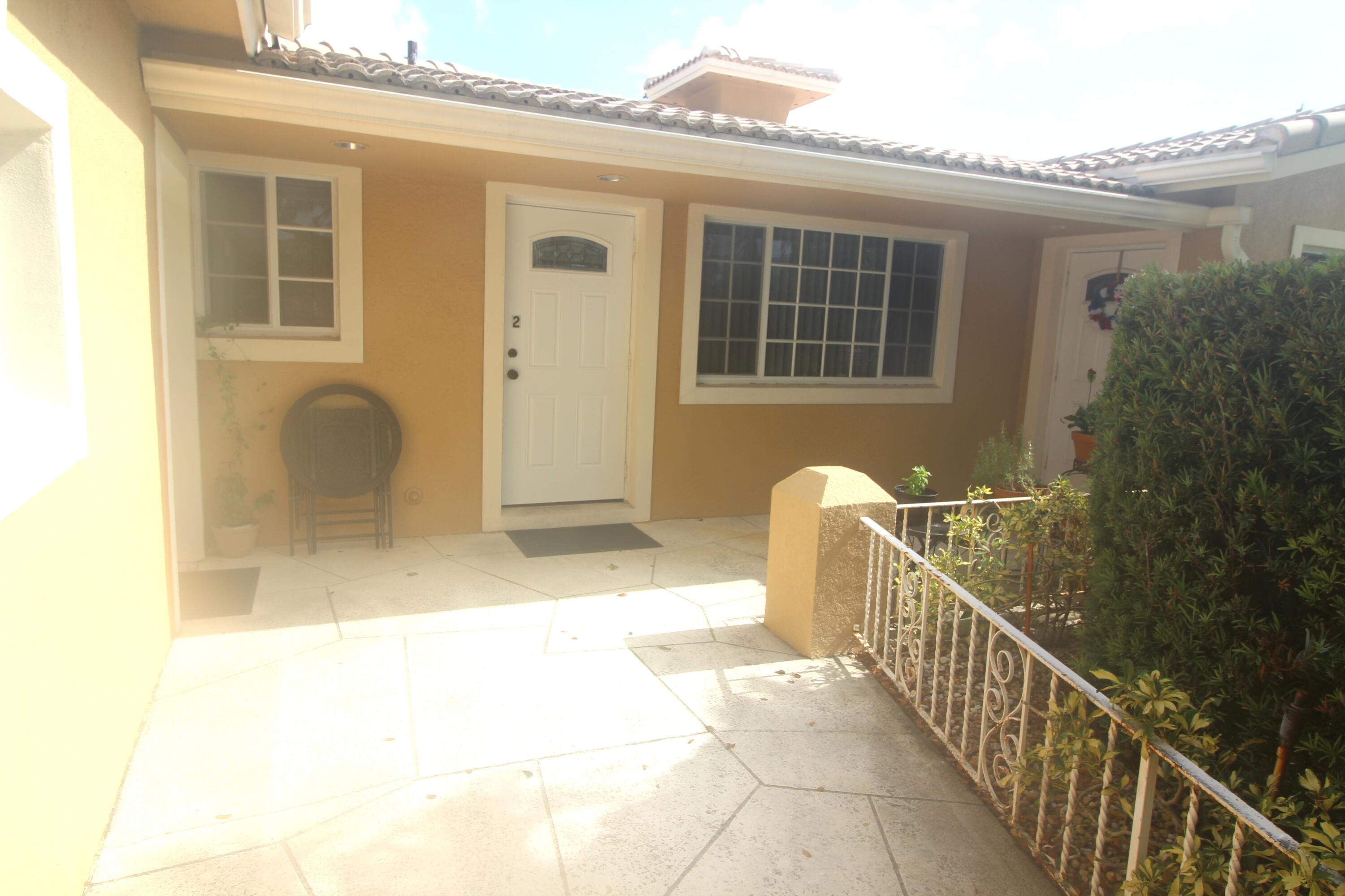 551 SE 15th Street, Pompano Beach FL 33062
