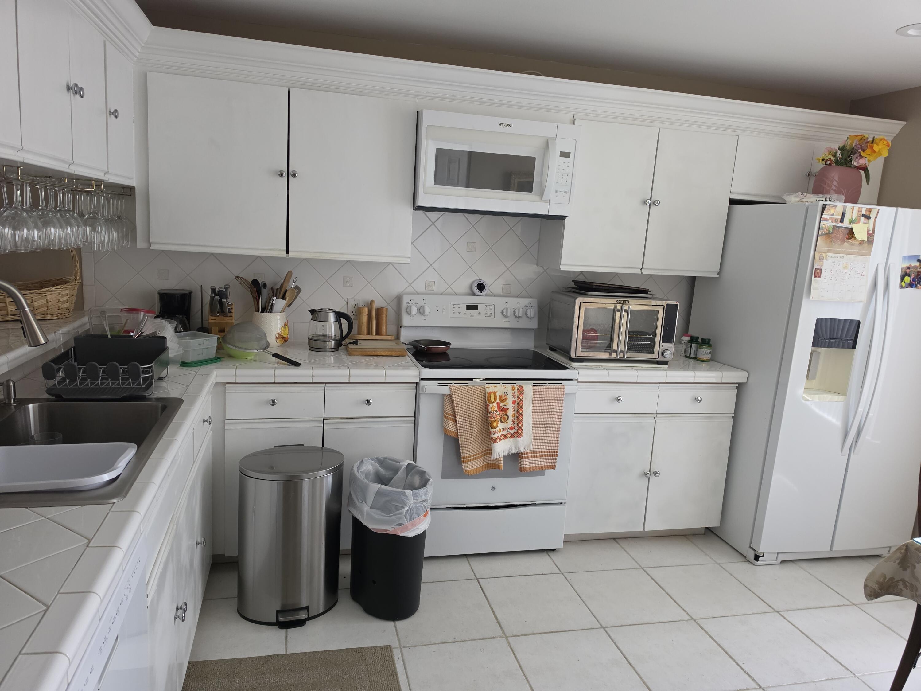 5726 FOX HOLLOW Drive # G — Photo 3