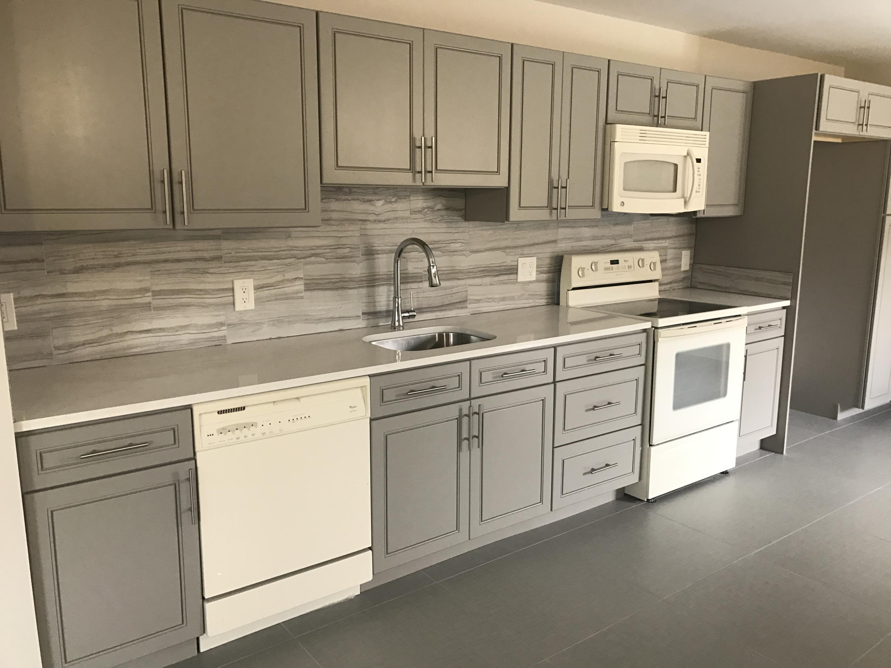 142 SW 8th Avenue Apt D — Photo 3