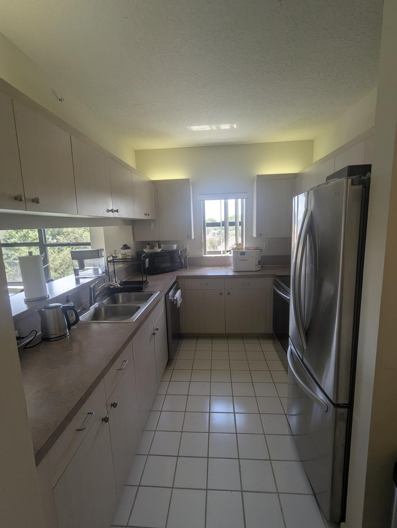 200 UNO LAGO Drive # 405 — Photo 3