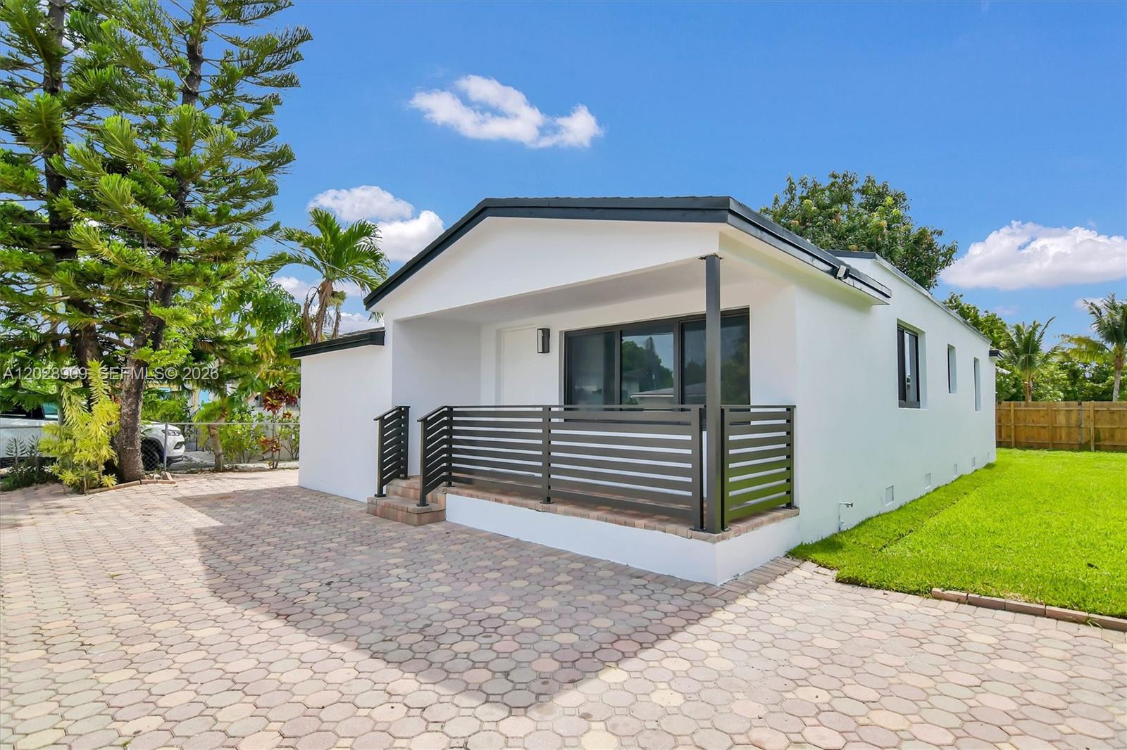 85 SW 30th Ave, Miami FL 33135