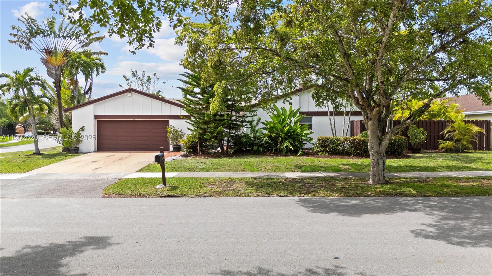 10610 SW 128th Ave — Photo 5