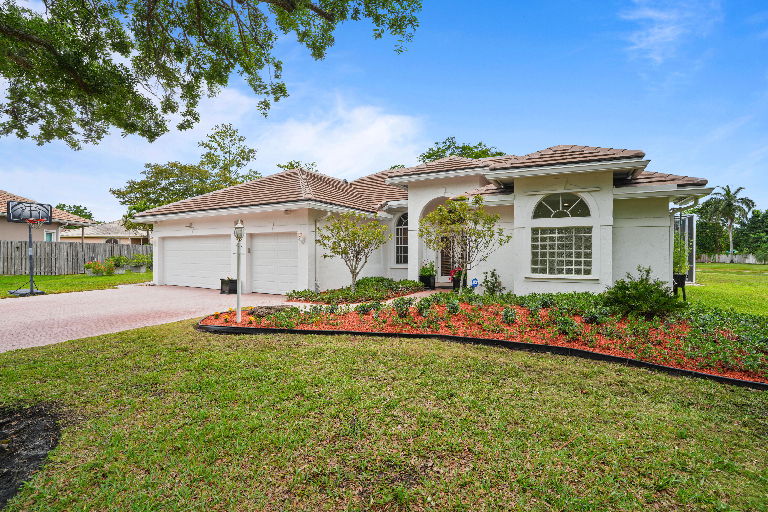 16245 Seneca Circle, Davie FL 33331