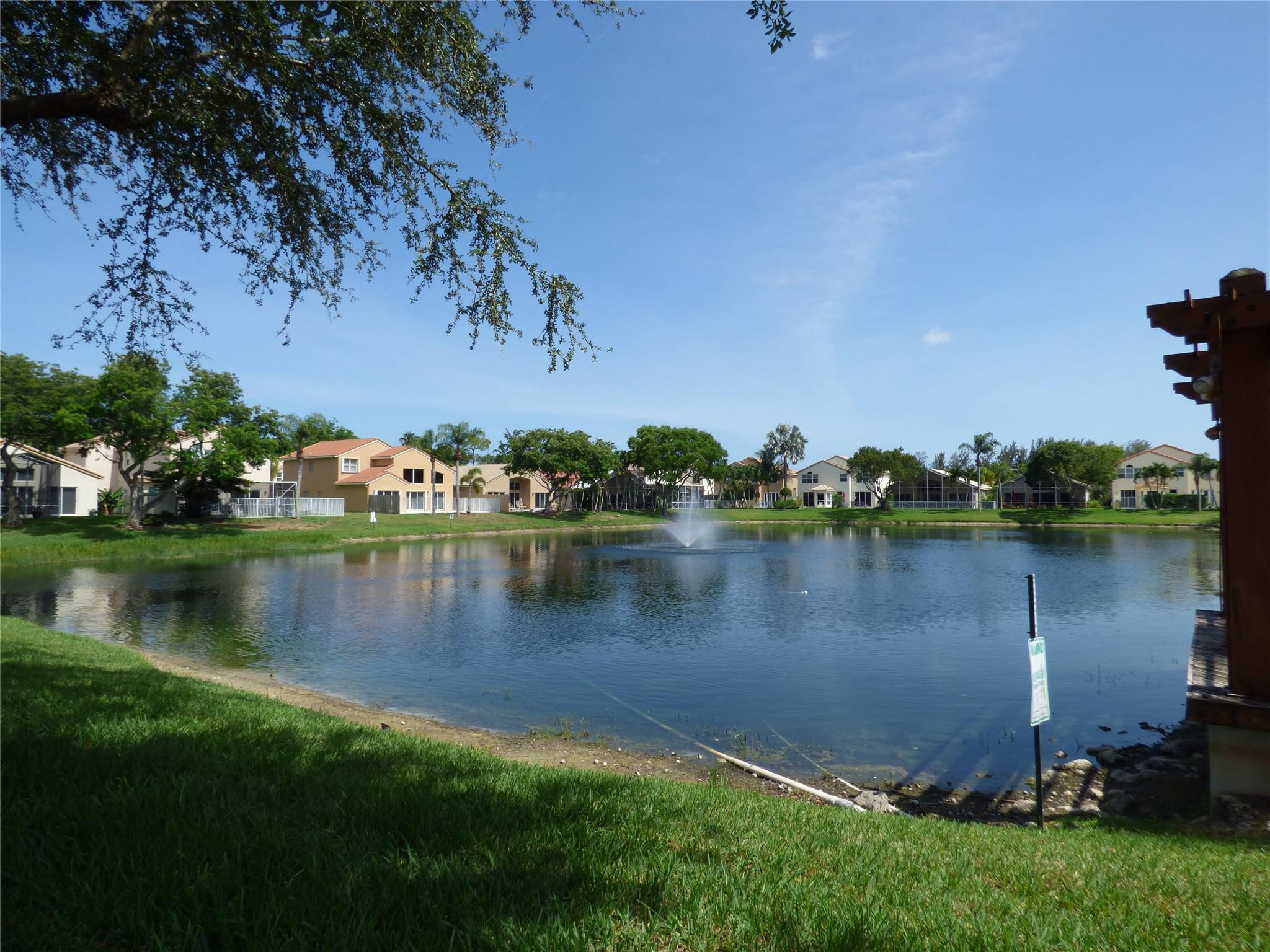 7614 COLONY LAKE Drive — Photo 5
