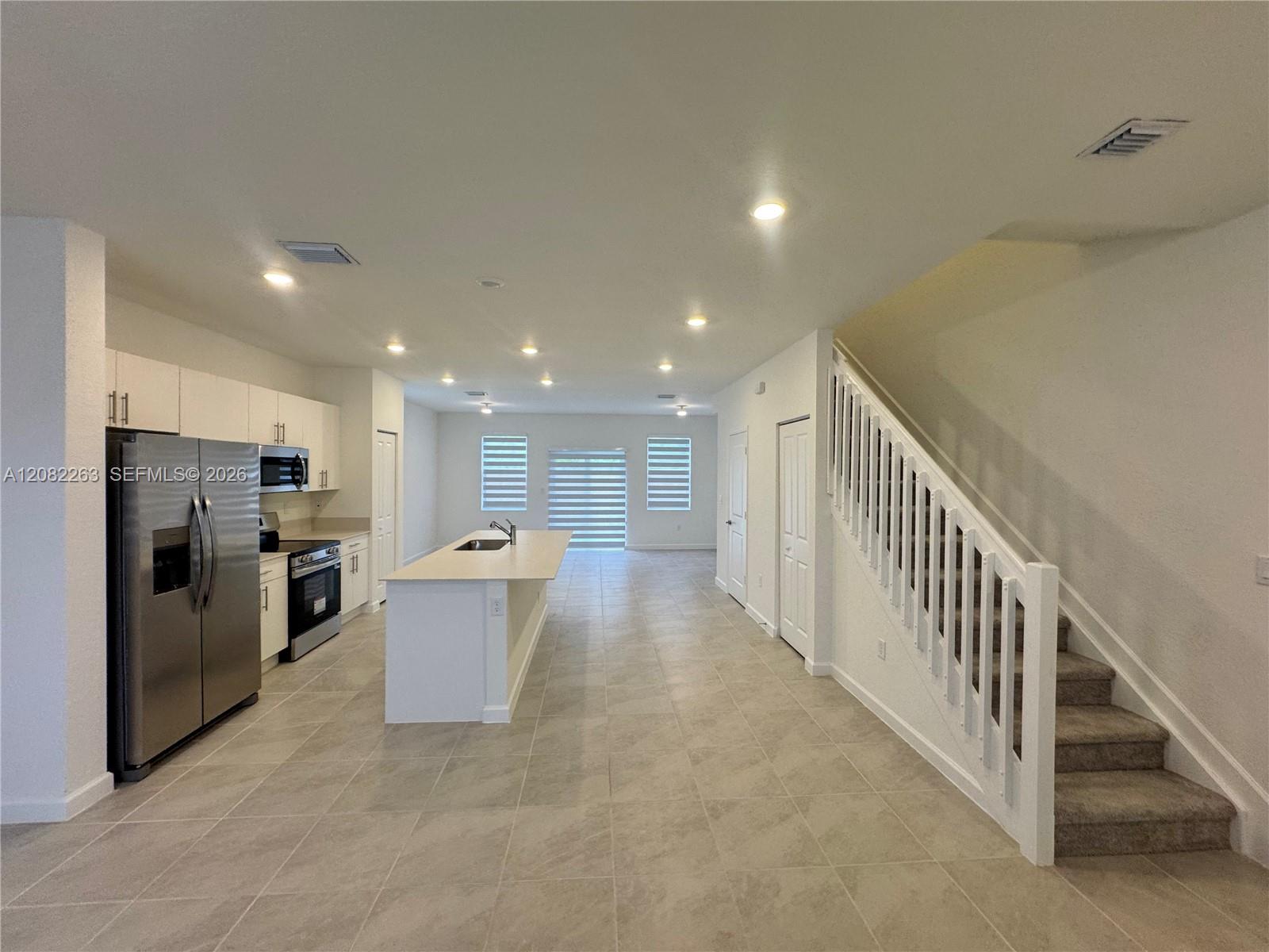124 SE 10th Ct # 124 — Photo 5