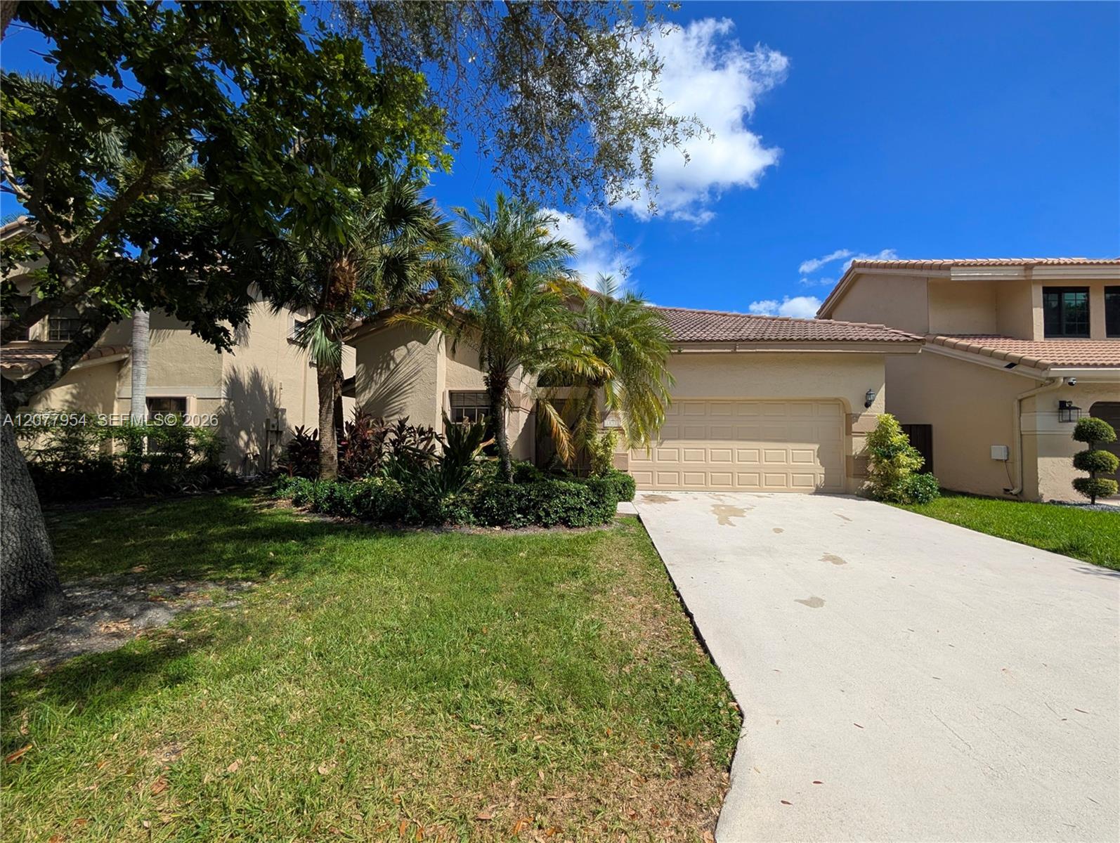 10321 NW 17th Ct — Photo 2