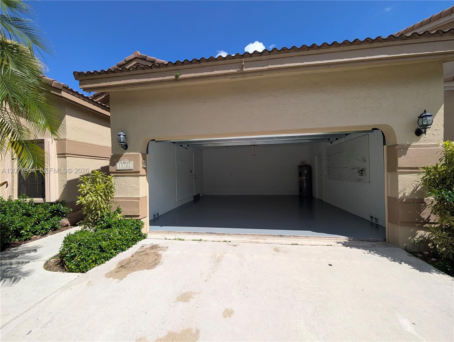 10321 NW 17th Ct — Photo 4
