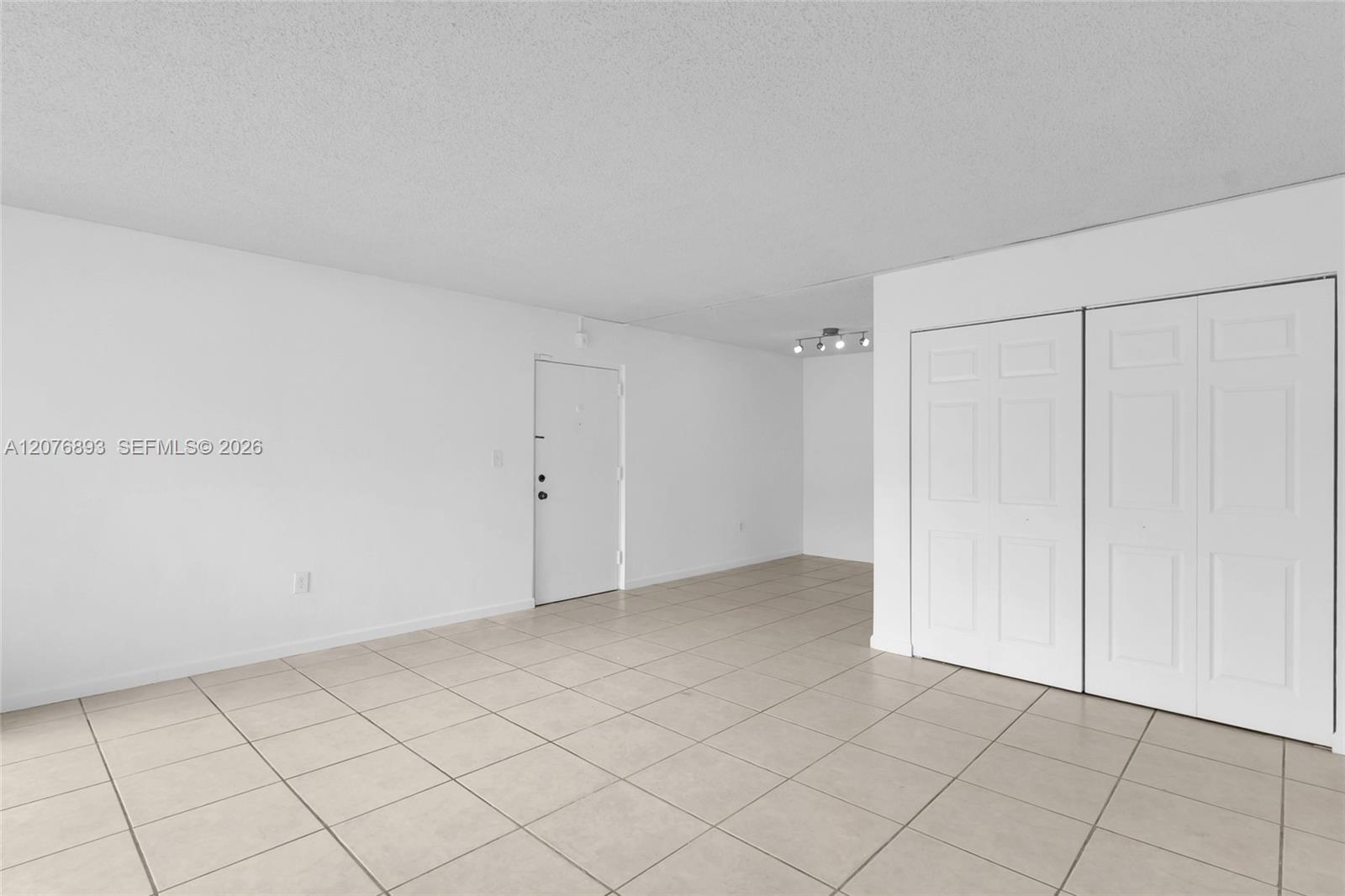7100 Fairway Dr # K11 — Photo 3