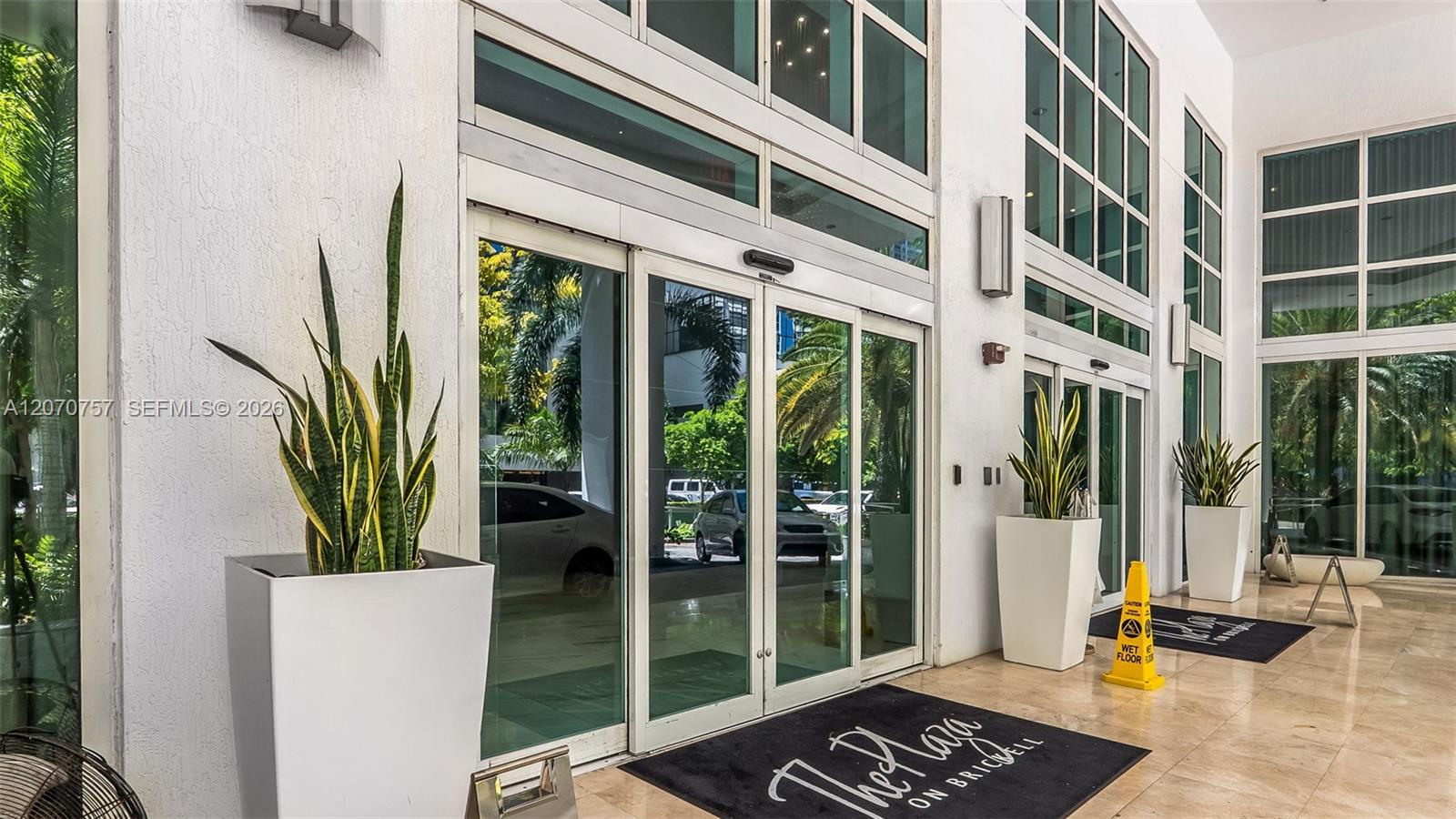 951 Brickell Ave # 3801, Miami FL 33131