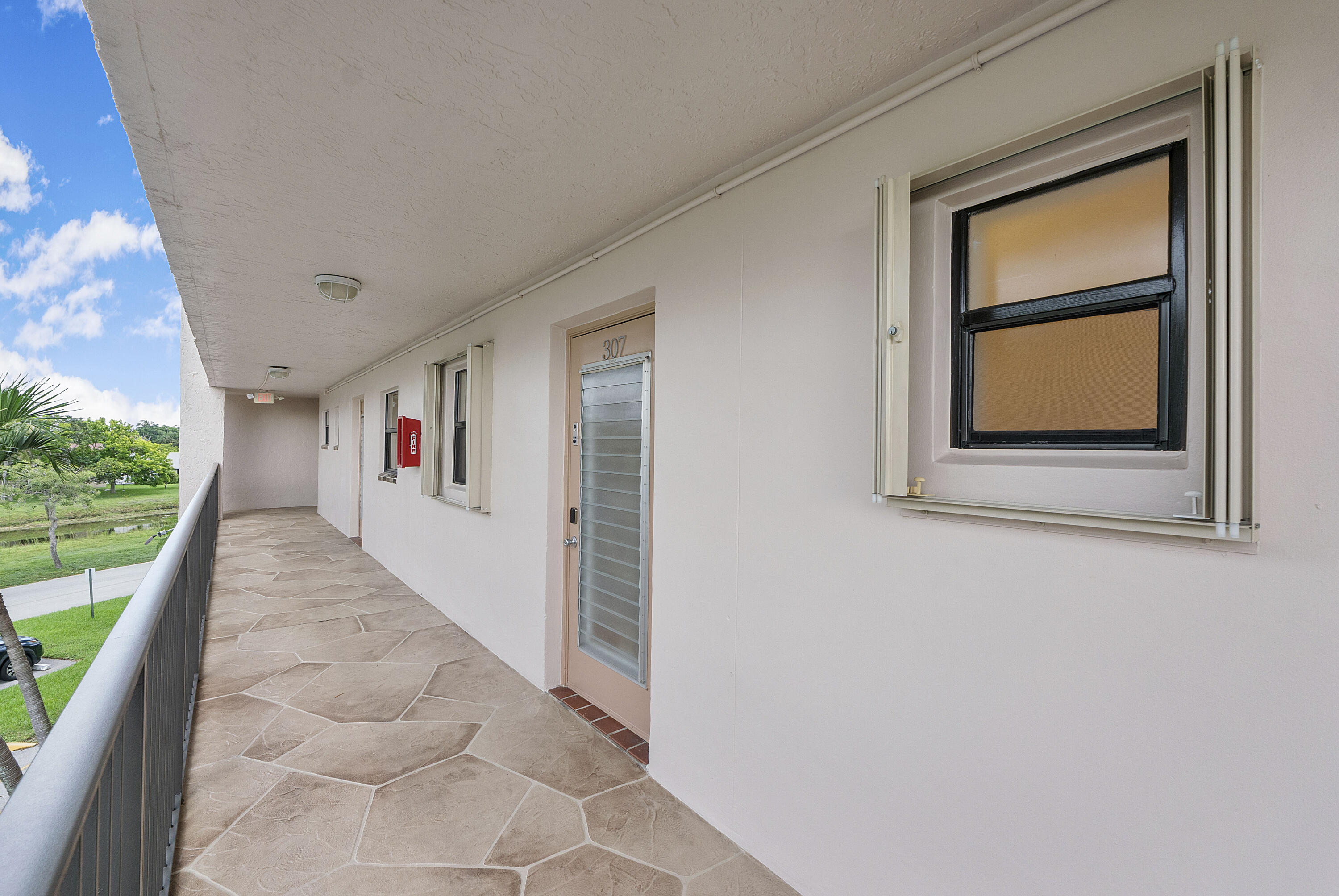10444 NW 30TH Court # 307, Sunrise FL 33322