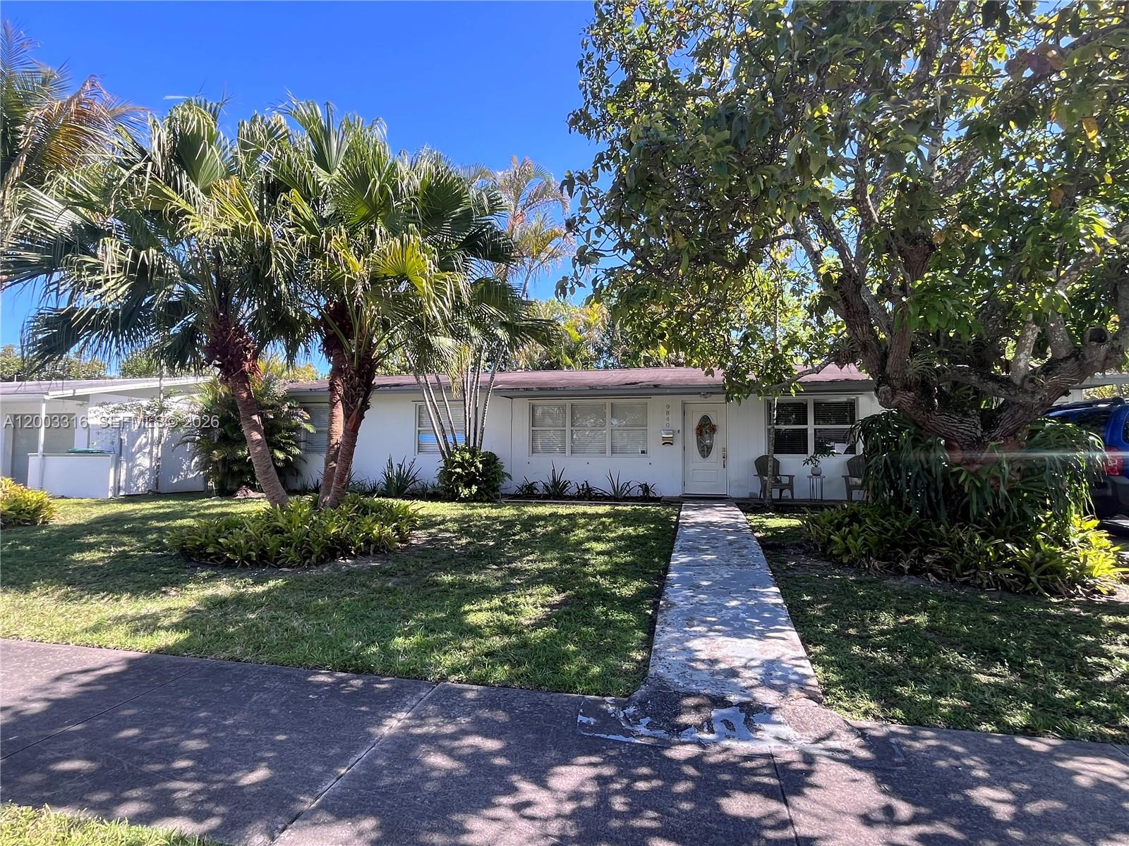 9840 SW 165th Ter, Miami FL 33157