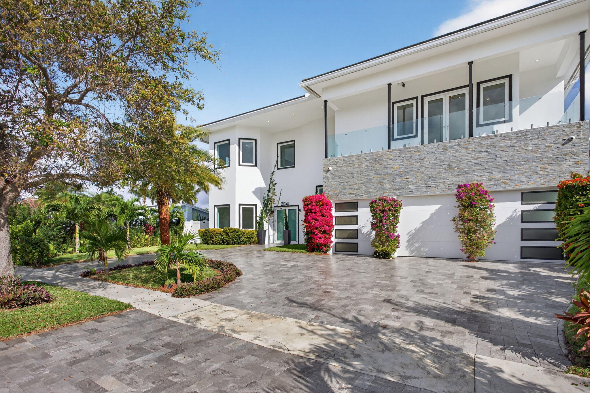 2641 NE 48th Street, Lighthouse Point FL 33064