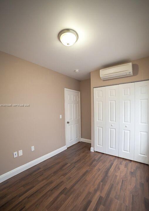 1752 NW 1st St # 1 — Photo 3