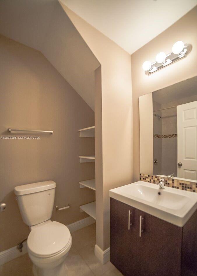 1752 NW 1st St # 1 — Photo 4