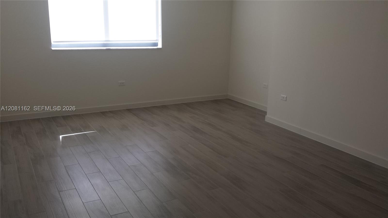 999 SW 1ST AVE # 2305 — Photo 4