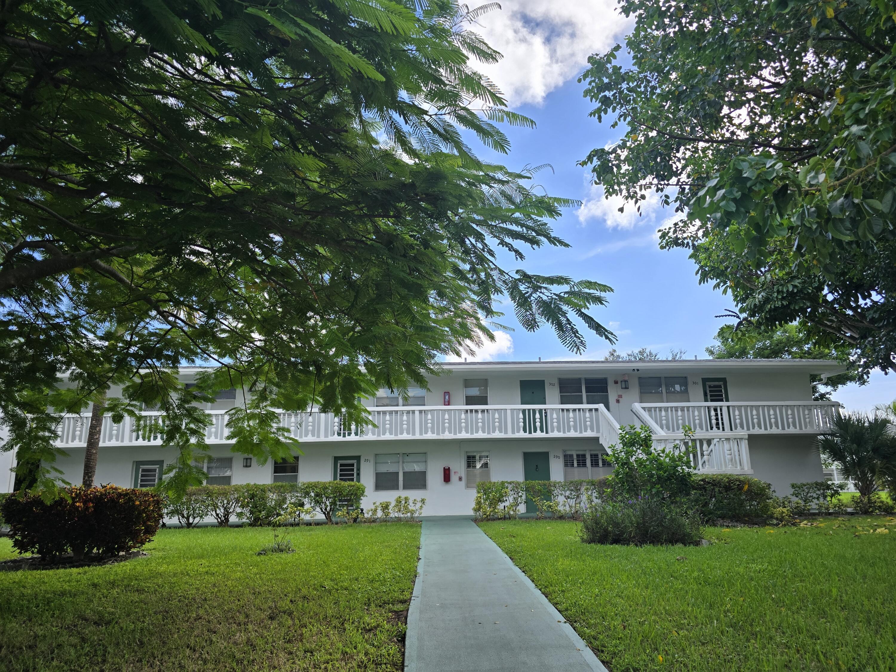 294 Farnham M # 294, Deerfield Beach FL 33442