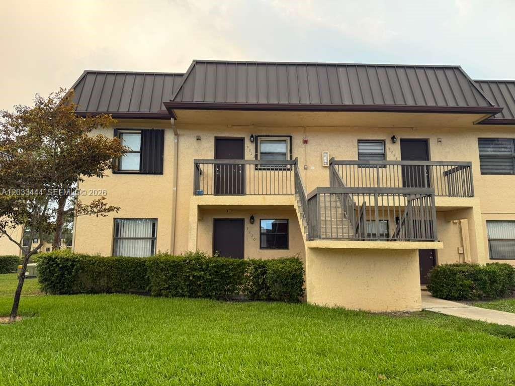 9220 NW 1st St # 101, Pembroke Pines FL 33024