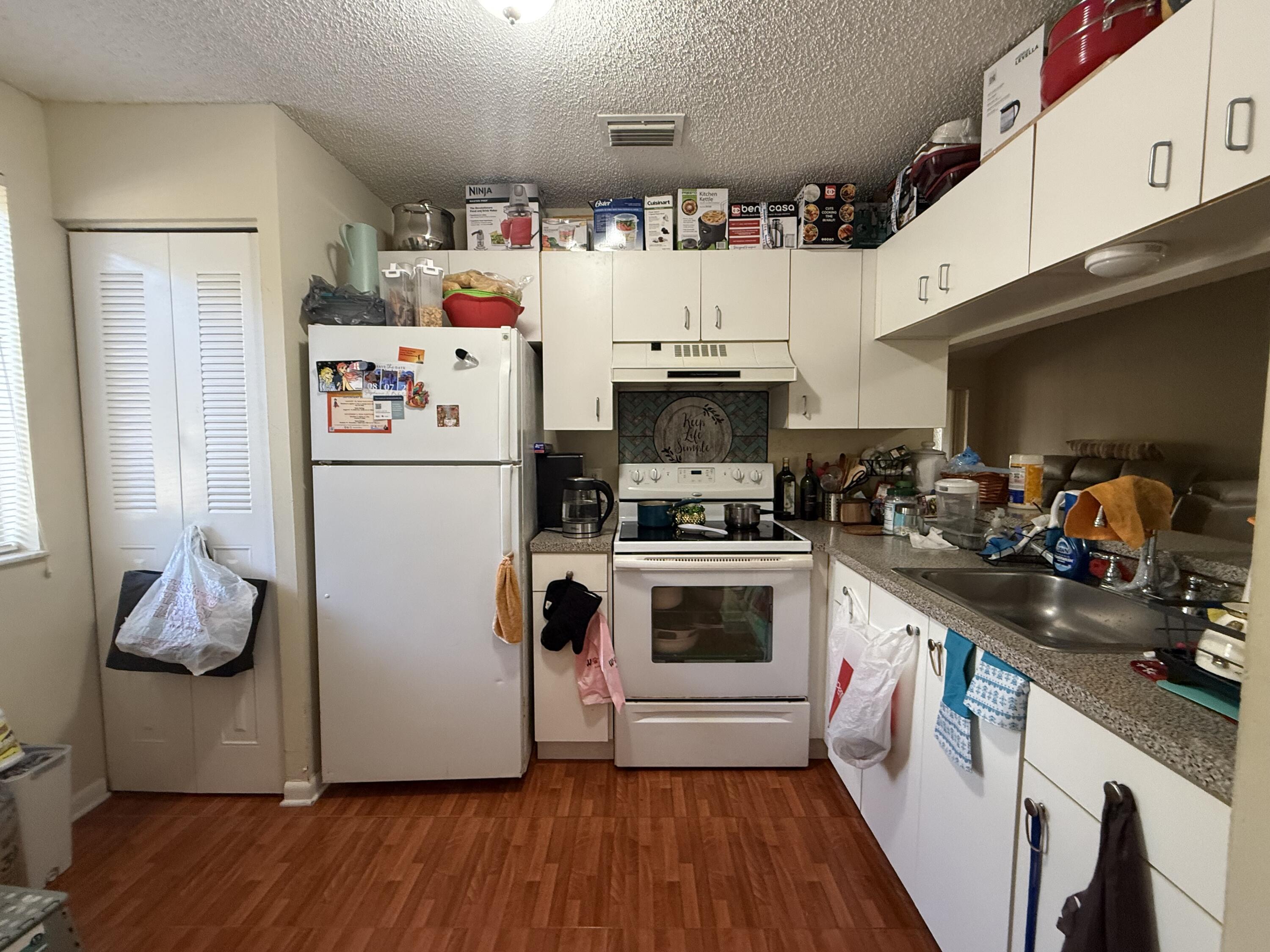 902 Coral Club Drive # 902 — Photo 4