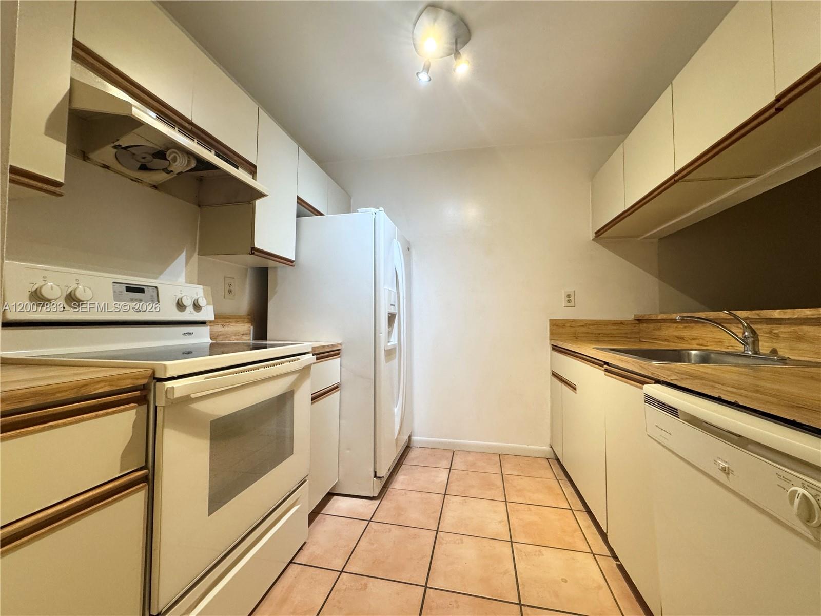 11251 SW 13th St # 201 — Photo 5