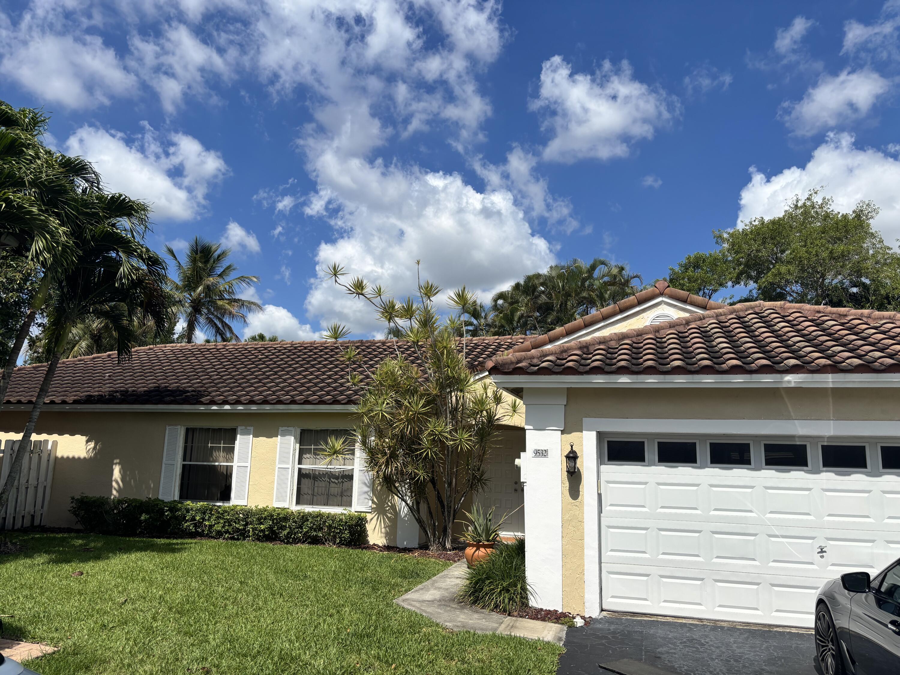 9532 NW 9th Court, Plantation FL 33324
