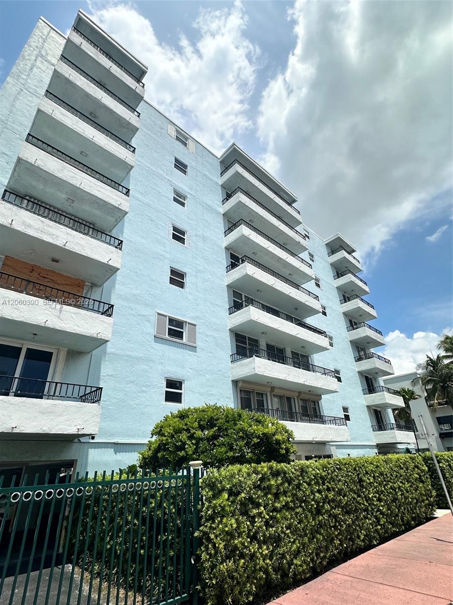 720 Collins Ave # 309, Miami Beach FL 33139