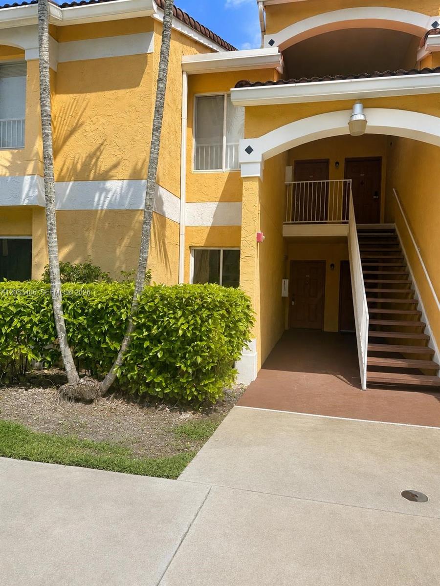 2642 NW 33rd St # 1904, Oakland Park FL 33309