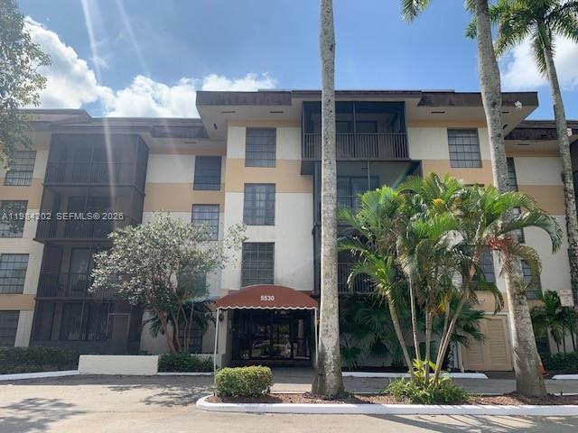 5530 NW 44th St # 111C, Lauderhill FL 33319