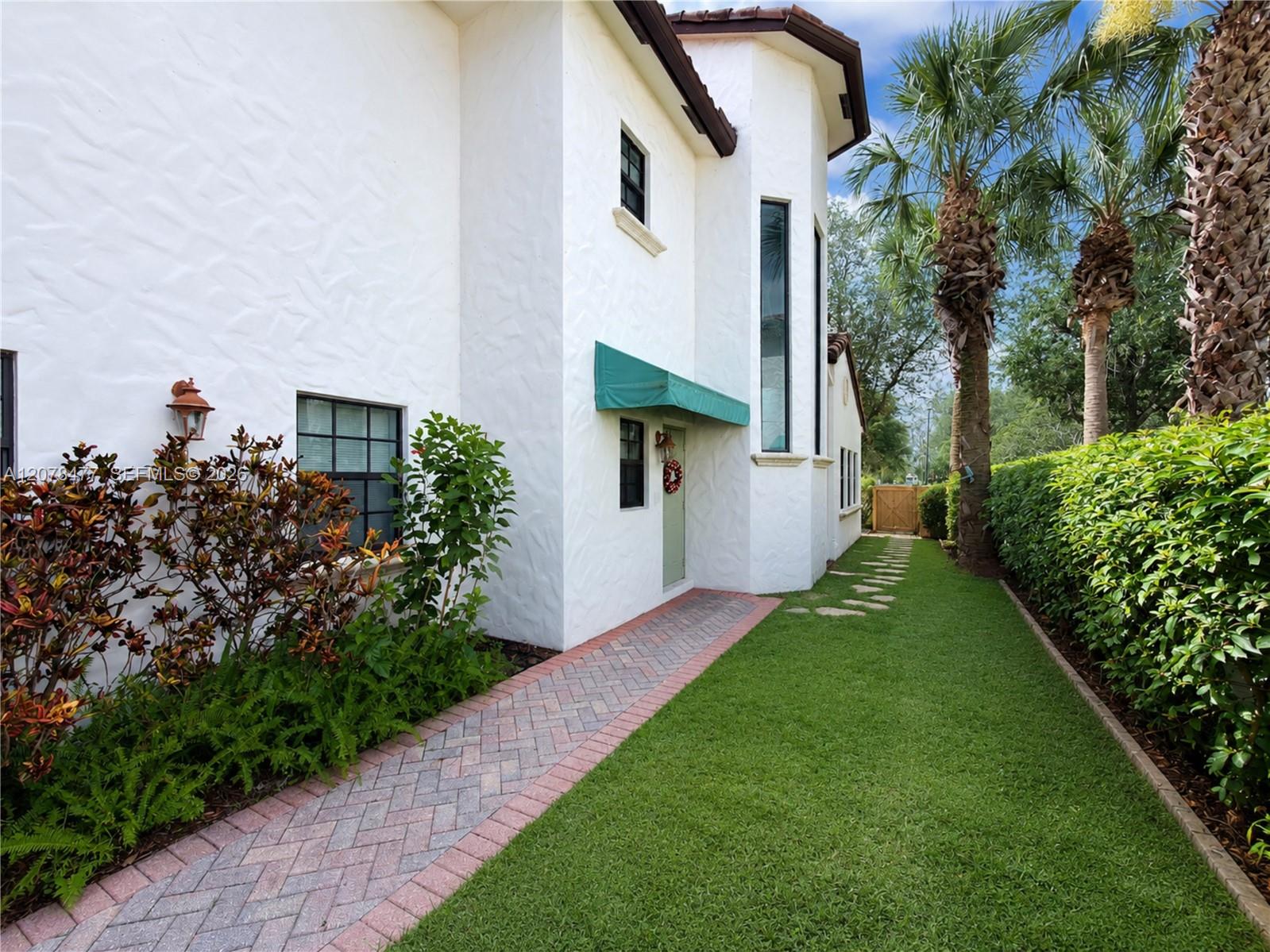 2908 Hidden Harbour Ct # 2908 — Photo 3