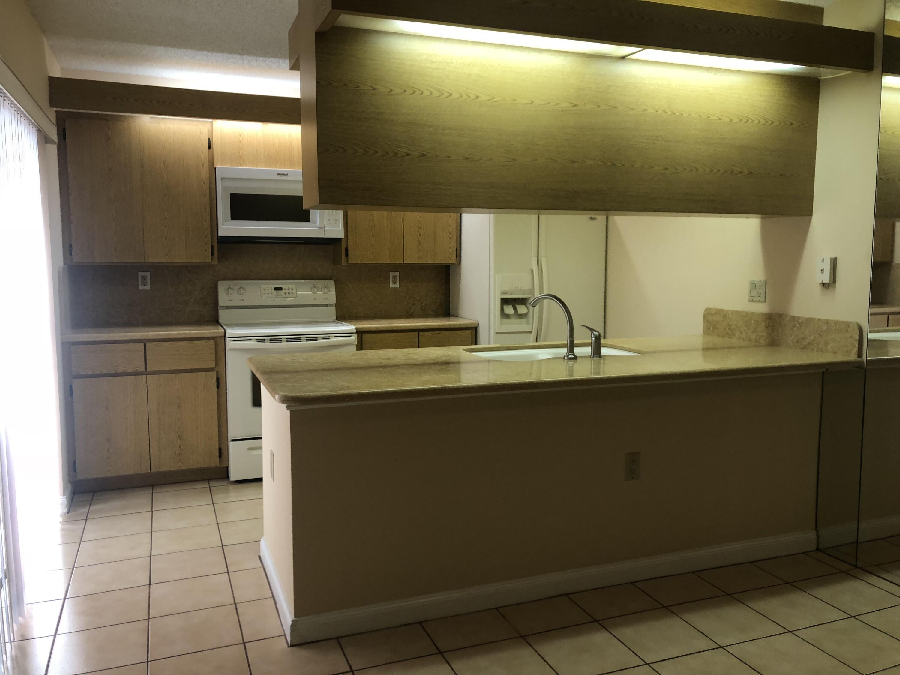 8008 80TH Way — Photo 3