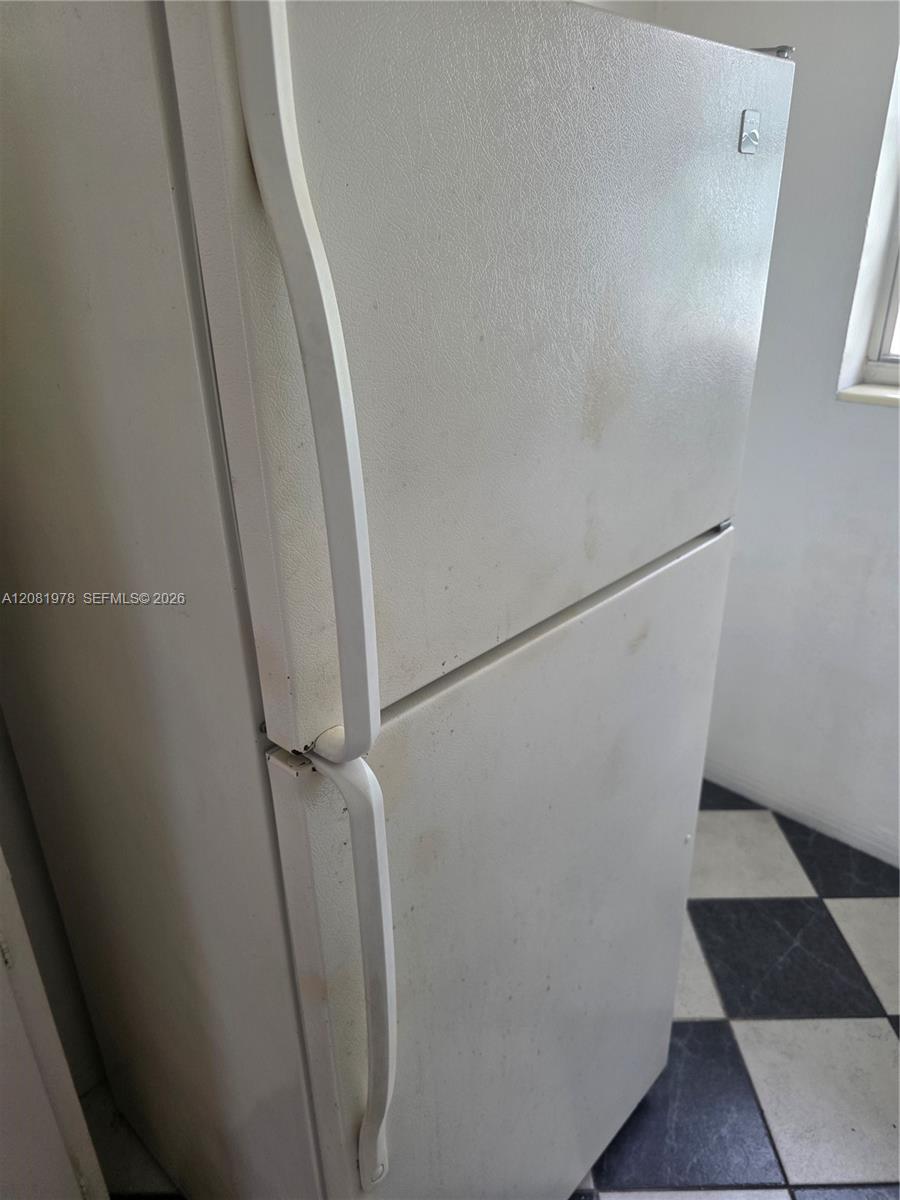 635 8th St # 202 — Photo 3