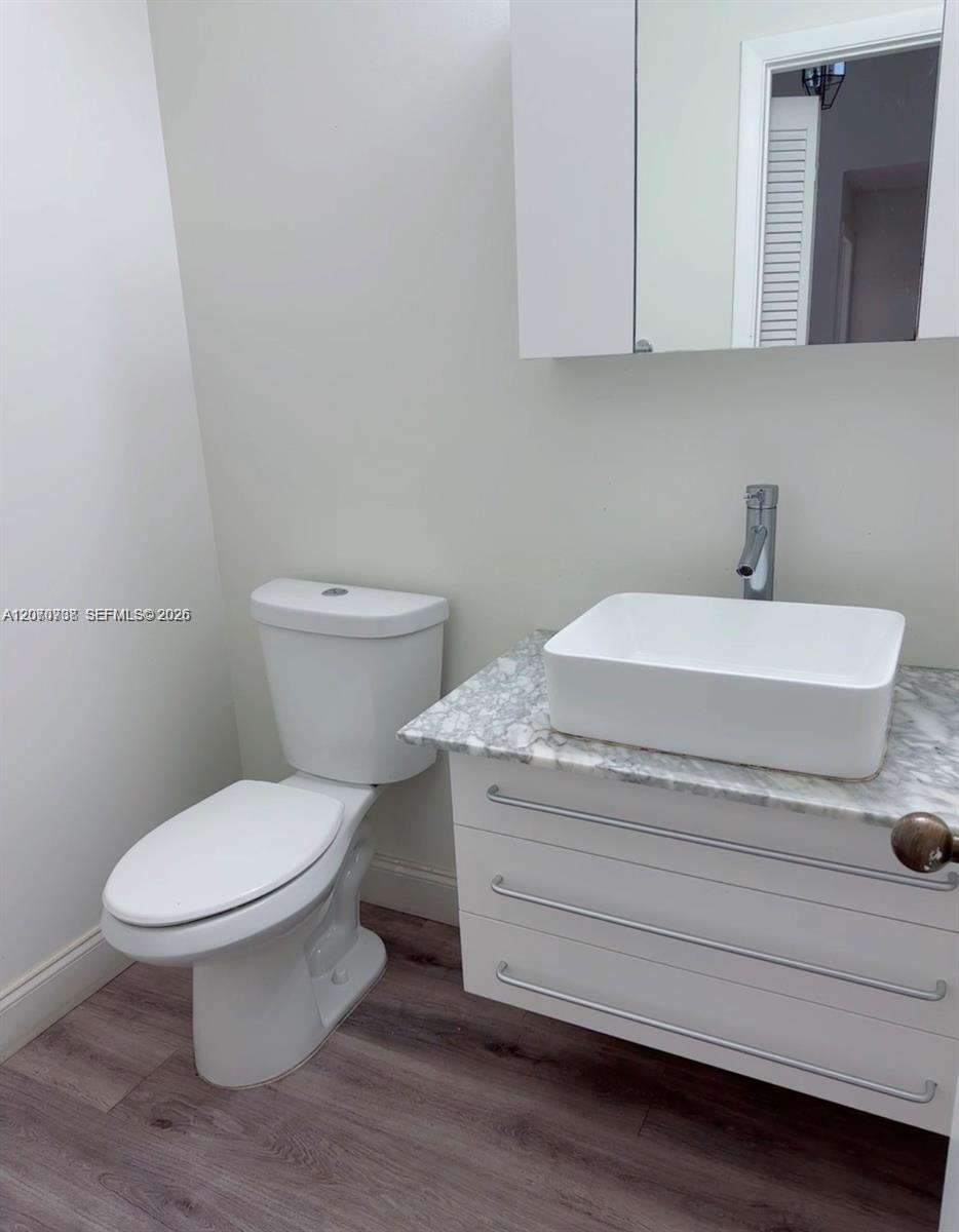 1064 Cedar Falls Dr — Photo 5