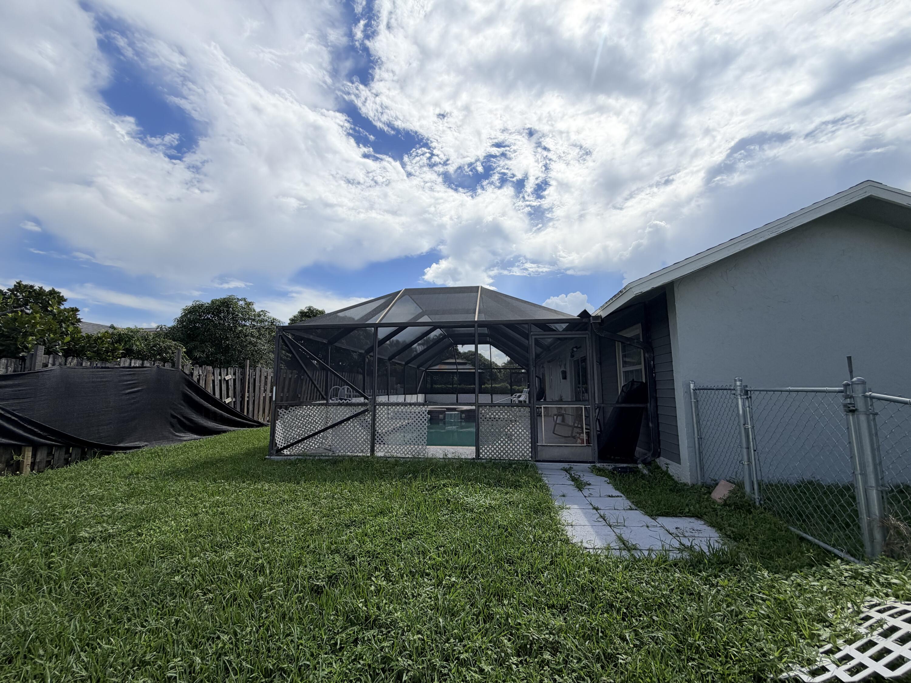 10431 Carmen Lane — Photo 5