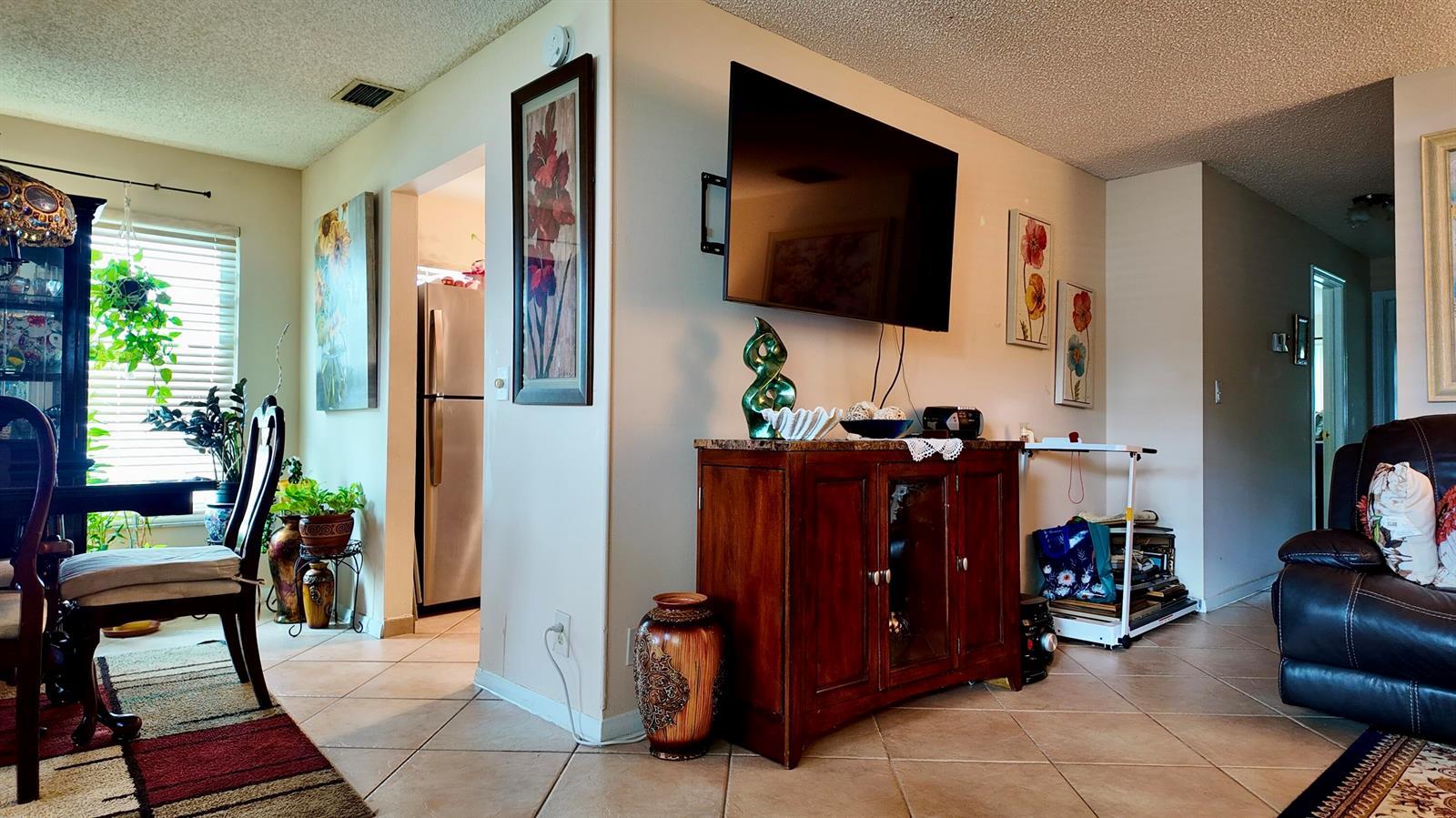 1061 NW 85th Terrace # A111 — Photo 5